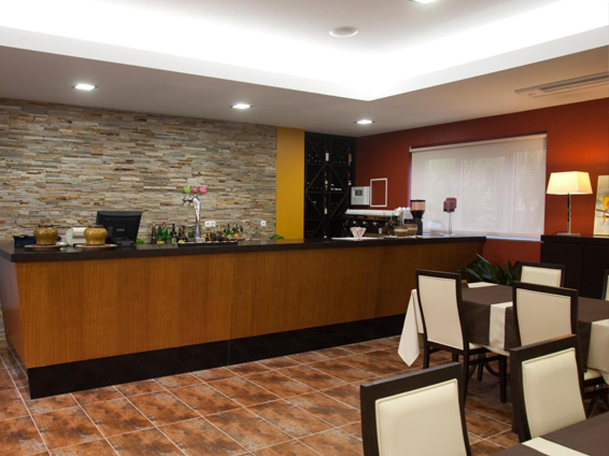 Pensao Suissa Hotel Vale de Cambra Luaran gambar